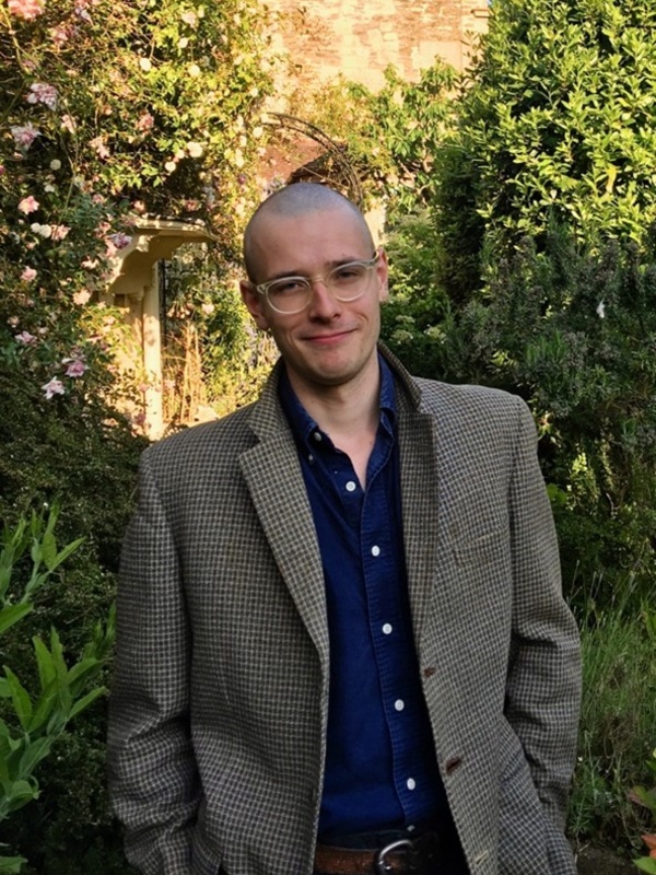 Dr Ralph Wade