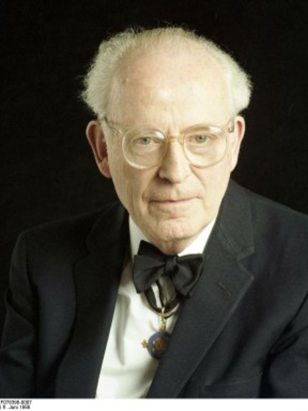  Ernst Kitzinger