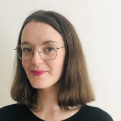 Dr Amy  Tobin